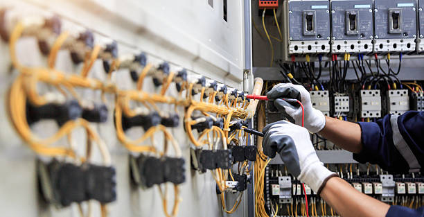 Professional Electrician technician working in Hartville, OH